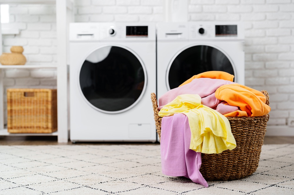University Cleaners Shares Expert Guide to Comparing Laundry Services