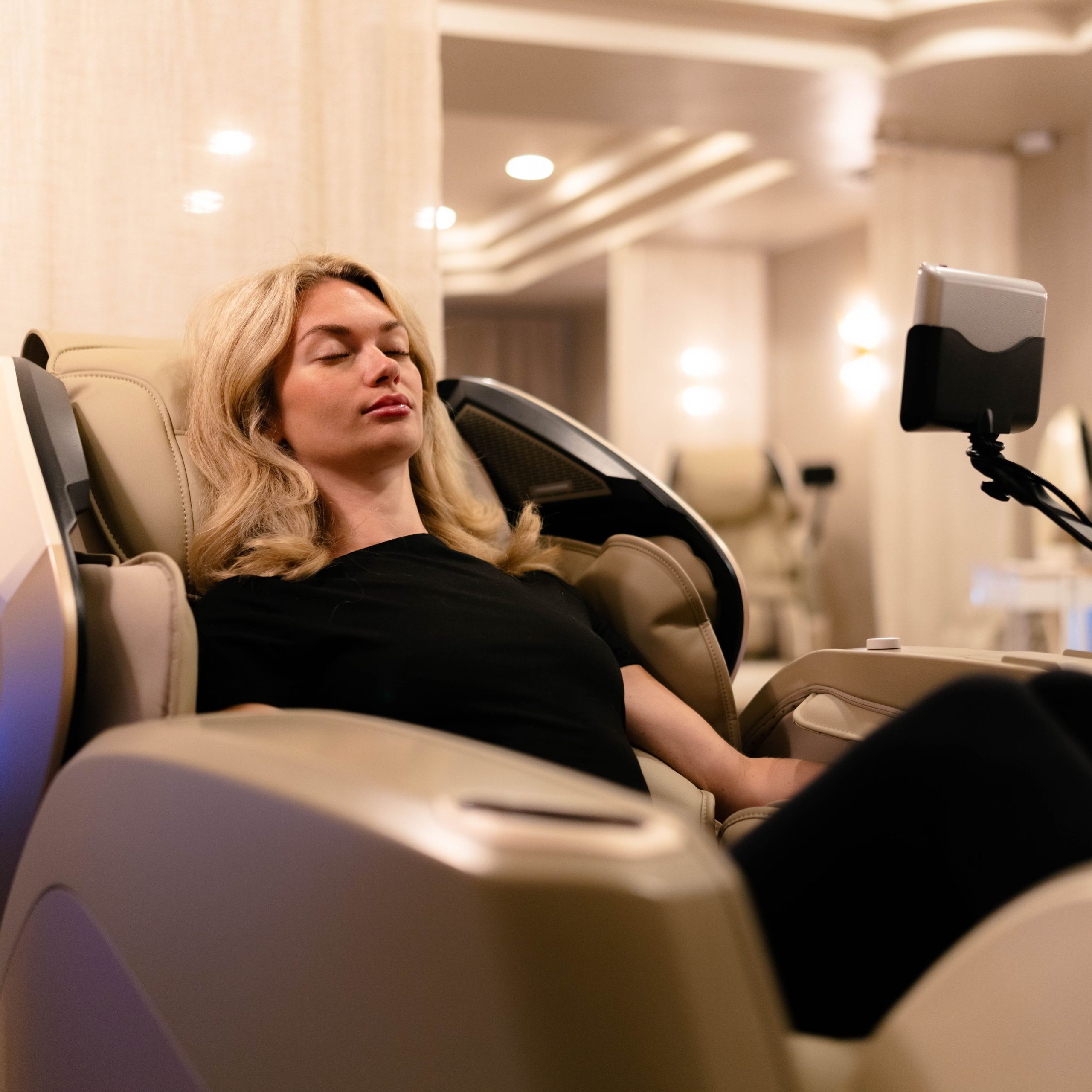 Dallas’ First Touchless Massage Lounge Celebrates 2 Years of Redefining the Walk-In Massage Experience