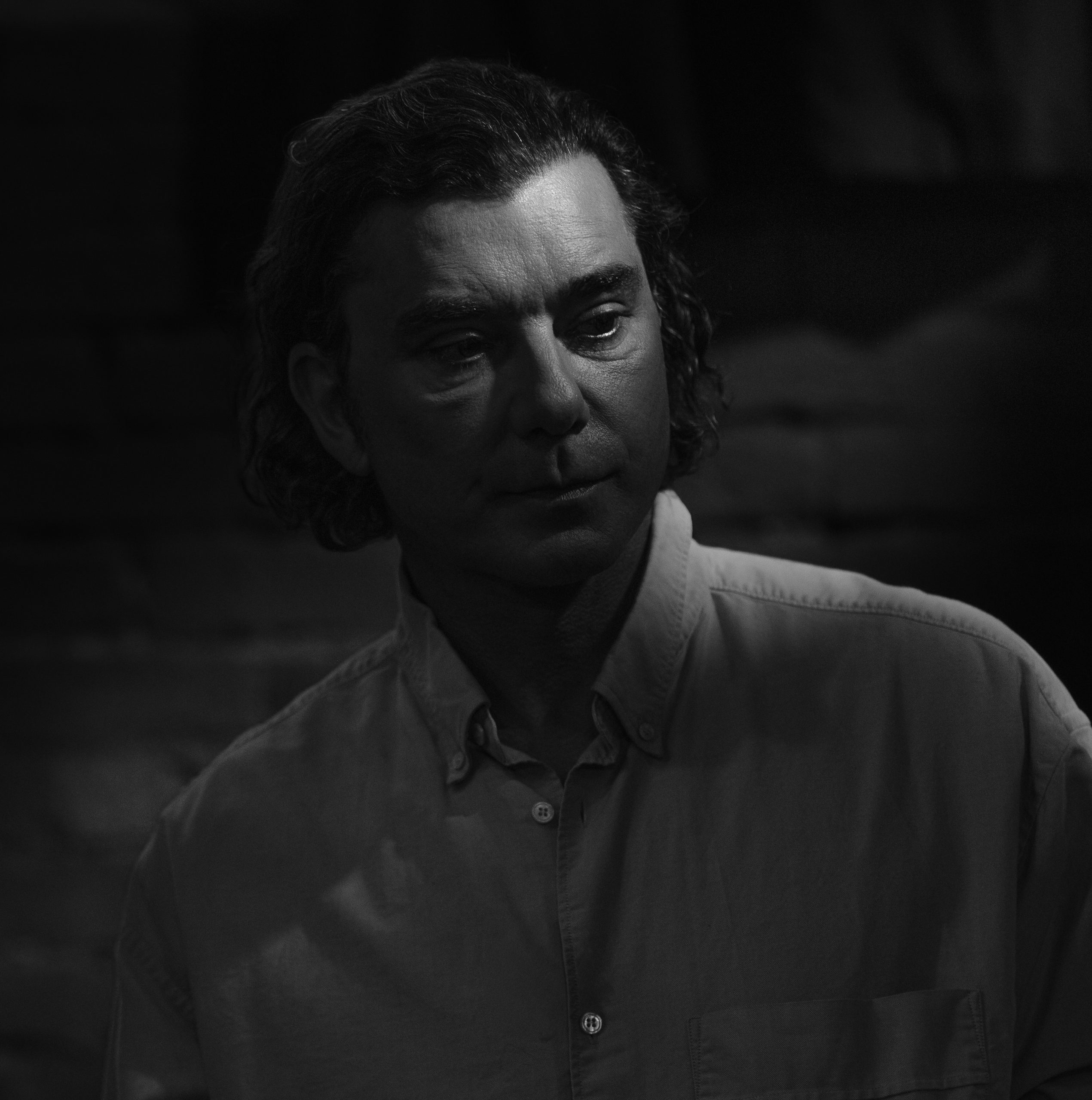 BUSH’S GAVIN ROSSDALE REVEALS THE LITERATURE THAT SHAPED HIM, FROM BUKOWSKI TO AUSTER